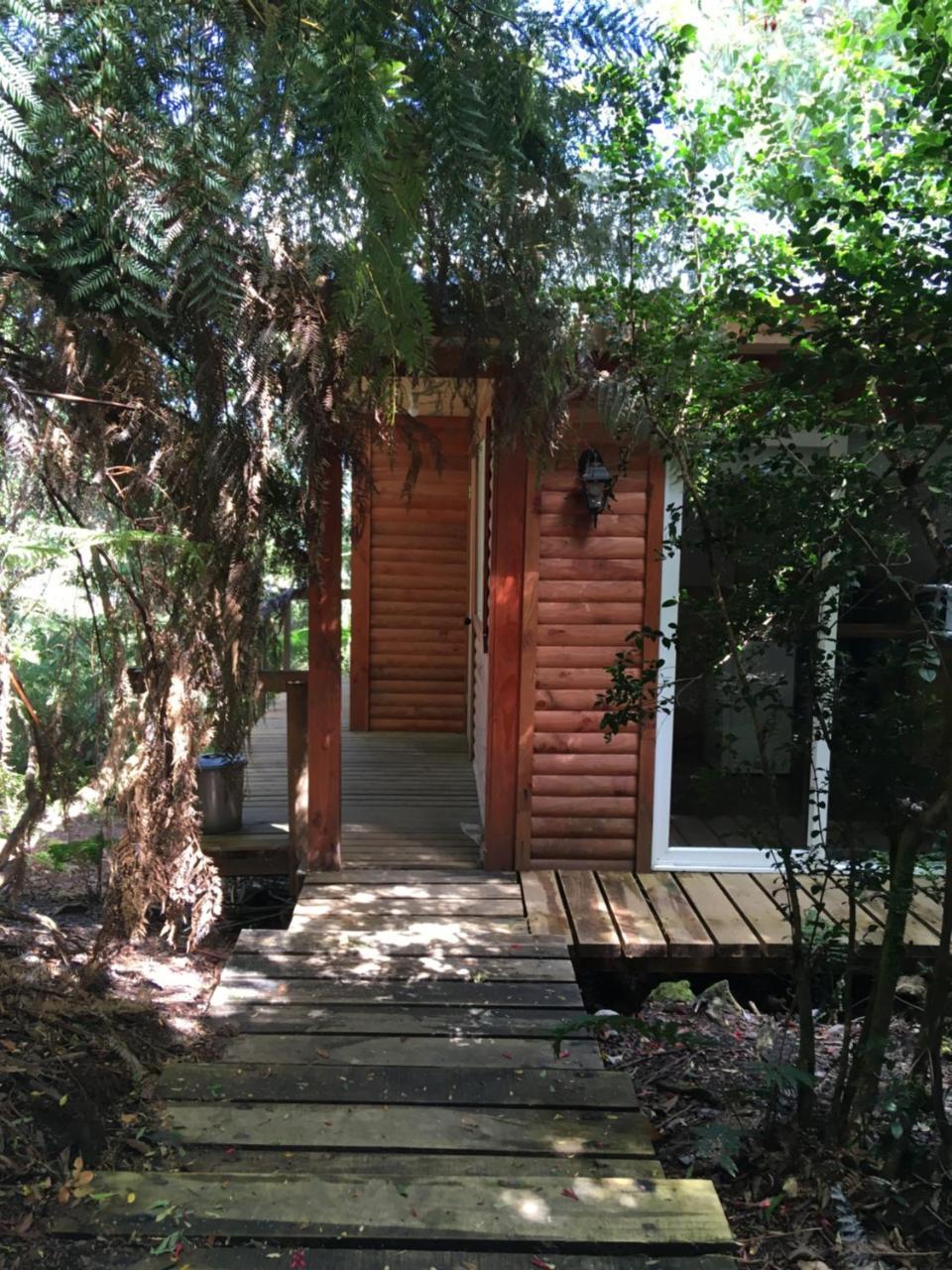 Chucao Bosque Y Cabanas Chaitén Exteriör bild
